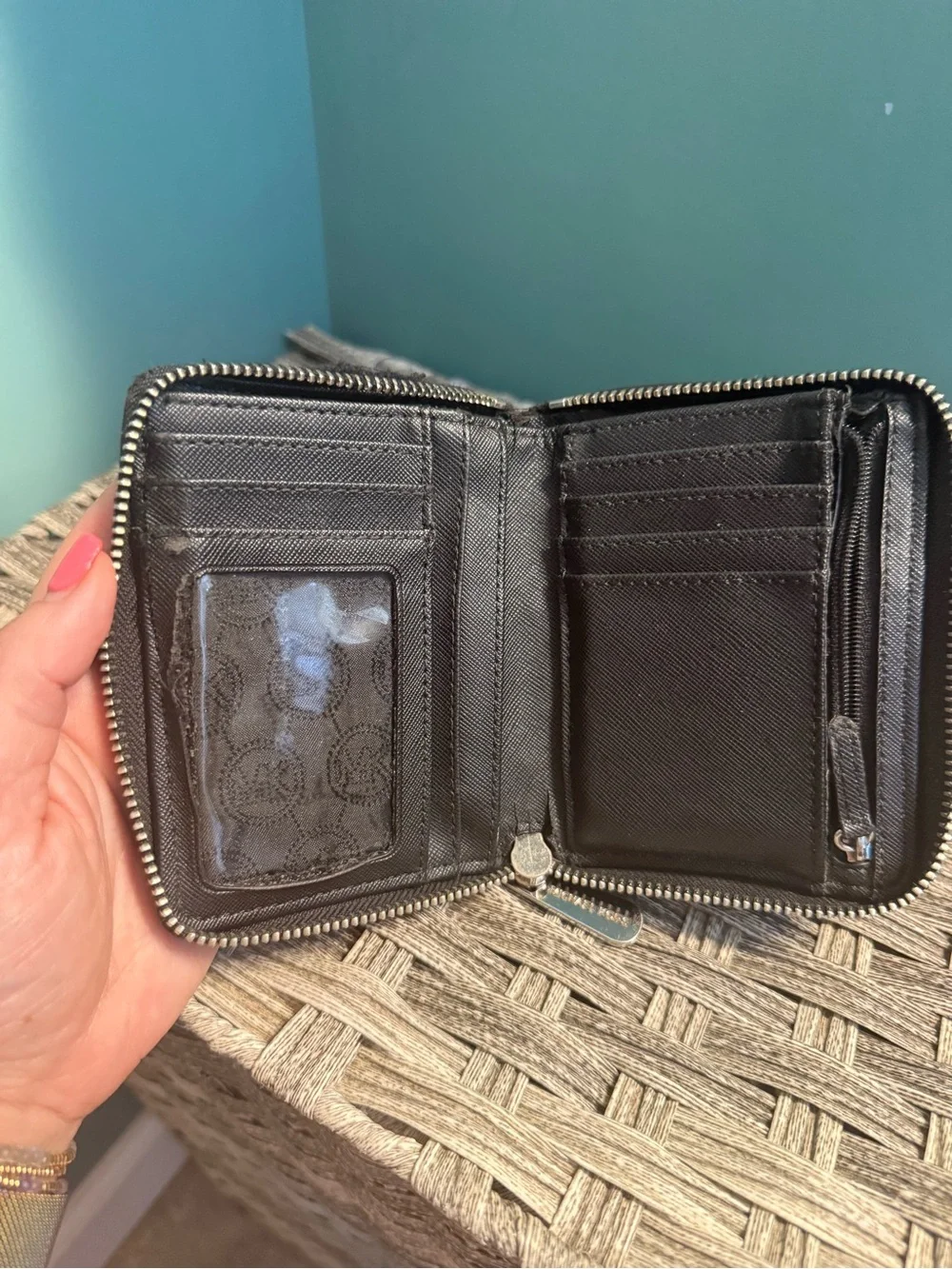 Michael Kors Black Leather Zip Wallet